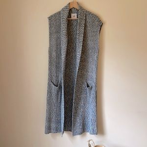 • Cabi • women’s sleeveless long cardigan Small. Should be “OS” bc it fits all.